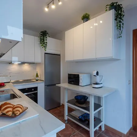 فيلة 104 - Elise Present By Now Ltd بلايا بلانكا