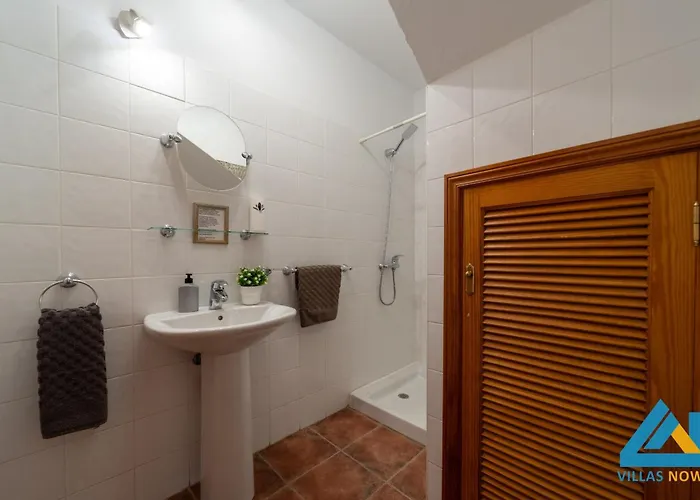 Villa 104 - Elise Present By Now Ltd